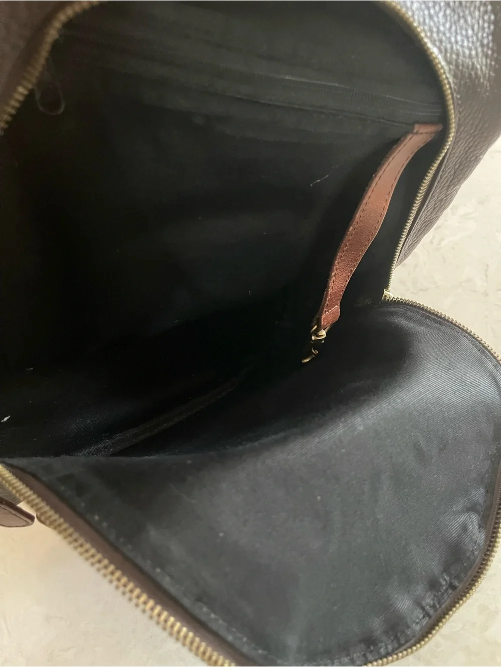 $188 Sundance Catalog Park City Brown M. London Leather Backpack - a rare find!